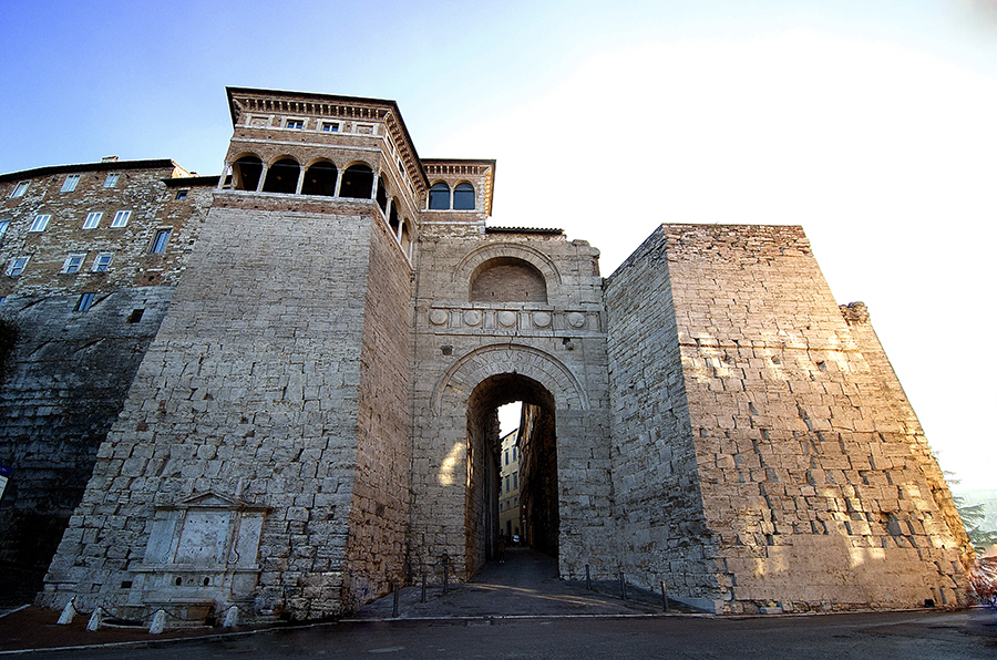 Perugia_arcoetrusco